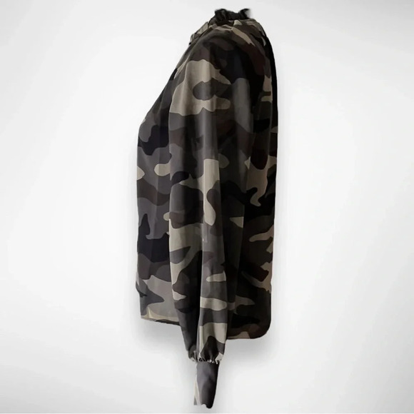 GENERATION‎ LOVE Noa Blouse Camouflage With Ruffle Details XS | EUC - Picture 3 of 10